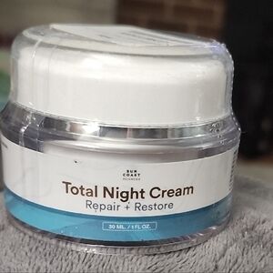 OLAY Repair + Restore Night Cream - White and Blue
